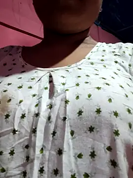 Snapshot of Bhabi-Hot0 chatting on 10.04.25 Bhabi-Hot0 online show from 10.04.25