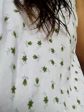 Snapshot of Bhabi-Hot0 chatting on 11.21.25 Bhabi-Hot0 online show from 11.21.25