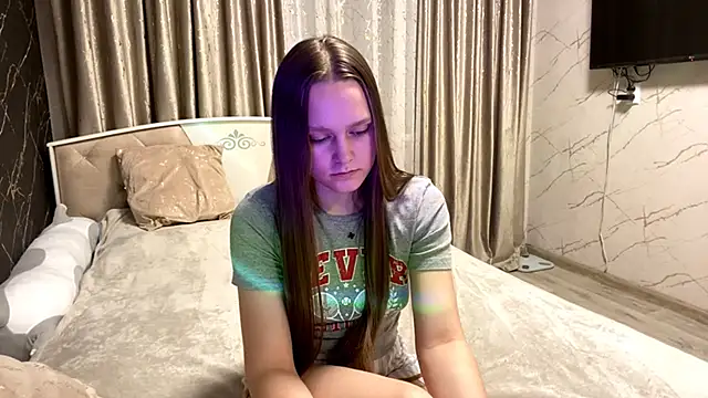 SoSweetGirl online show from 11.04.25