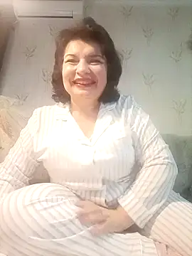 LedyNika online show from 12.05.25