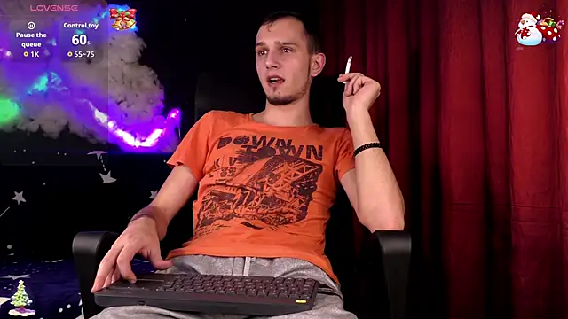 Snapshot of AxelMassimo chatting on 12.15.25 AxelMassimo online show from 12.15.25