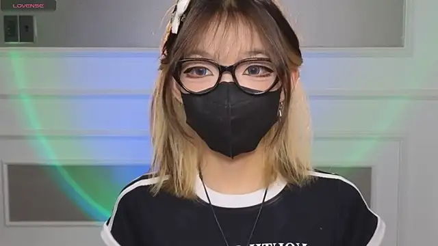      Panda      online show from 04.26.26