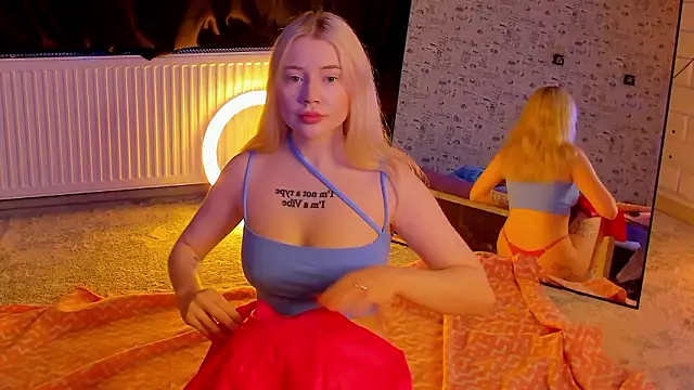 Lillie Berry online show from 02.27.26