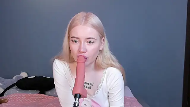 Lillie Berry online show from 04.28.26