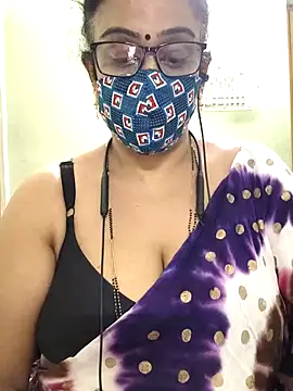 sweet-lotus online show from 12.18.25