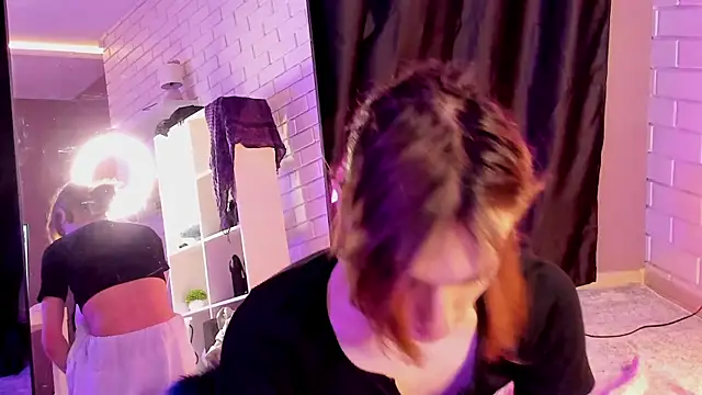 Anjela Botton online show from 11.27.25