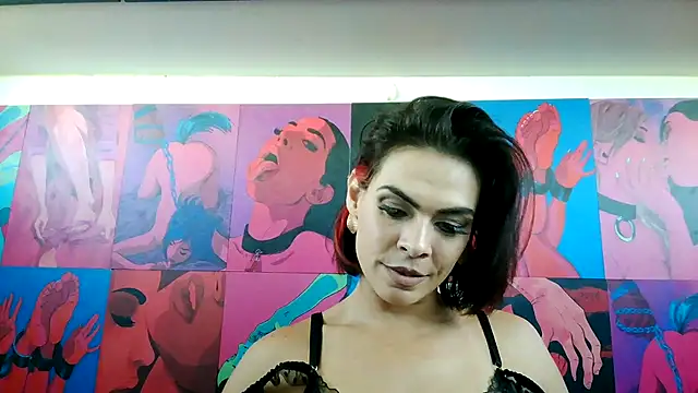 Snapshot of Veronnaink chatting on 11.26.25 Veronnaink online show from 11.26.25