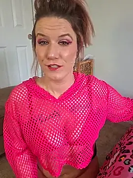 Snapshot of RhondaRump chatting on 02.25.26 RhondaRump online show from 02.25.26