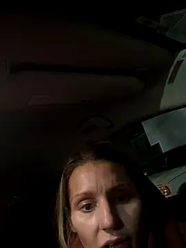 Snapshot of BaddieBossXX2 chatting on 12.02.25 BaddieBossXX2 online show from 12.02.25