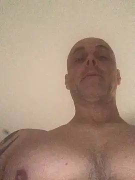 Snapshot of Andremann69 chatting on 02.18.26 Andremann69 online show from 02.18.26