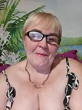 VioletSweet5566 online show from 11.08.25