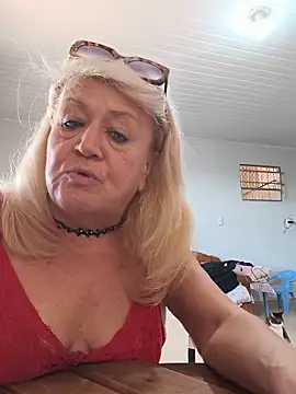 Snapshot of Belladama61 chatting on 06.11.26 Belladama61 online show from 06.11.26