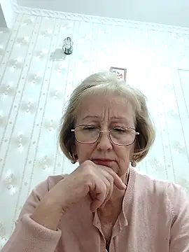 AlikaSwan5821 online show from 11.17.25