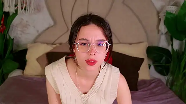 LANA MILANO online show from 09.27.25