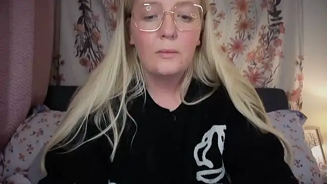 Snapshot of Daisyxoxo_ chatting on 01.17.26 Daisyxoxo online show from 01.17.26