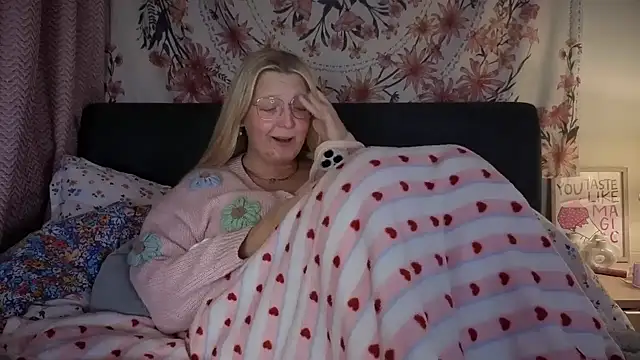 Snapshot of Daisyxoxo_ chatting on 02.20.26 Daisyxoxo online show from 02.20.26