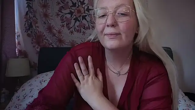 Daisyxoxo  online show from 05.25.26