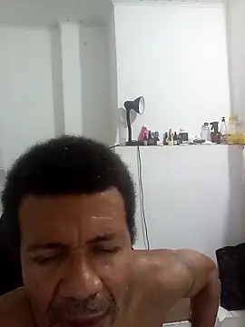 moreno25centimetro online show from 09.18.25