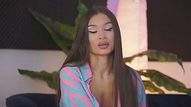 KyssaraPlay online show from 09.09.25