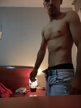 Snapshot of alberto5987 chatting on 10.03.25 alberto5987 online show from 10.03.25