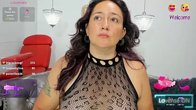 naughty milf esmeralda online show from 05.02.26