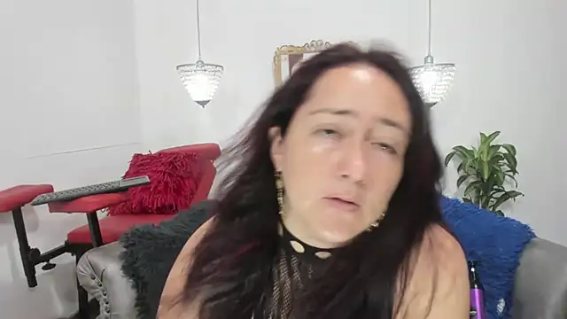 naughty milf esmeralda online show from 07.17.26