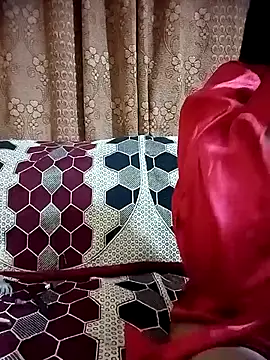Snapshot of Radhika_01 chatting on 04.28.26 Radhika 01 online show from 04.28.26