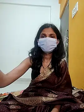 Shivani2002 online show from 12.19.25