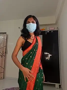 Shivani2002 online show from 04.24.26