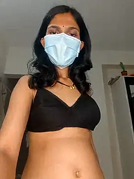 Shivani2002 online show from 04.26.26