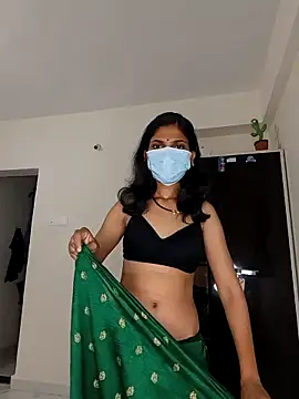 Shivani2002 online show from 05.20.26
