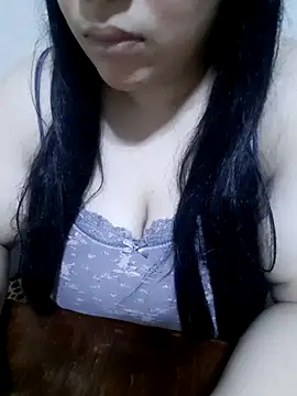 Madam-bezoul- online show from 10.18.25