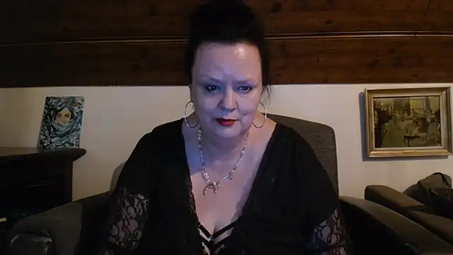 TiffanyMature online show from 05.11.26