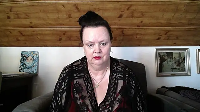 TiffanyMature online show from 07.10.26