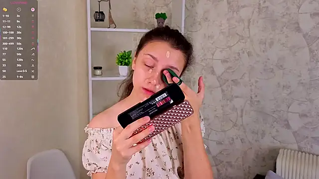 Snapshot of GiseleLamos chatting on 09.11.25 GiseleLamos online show from 09.11.25