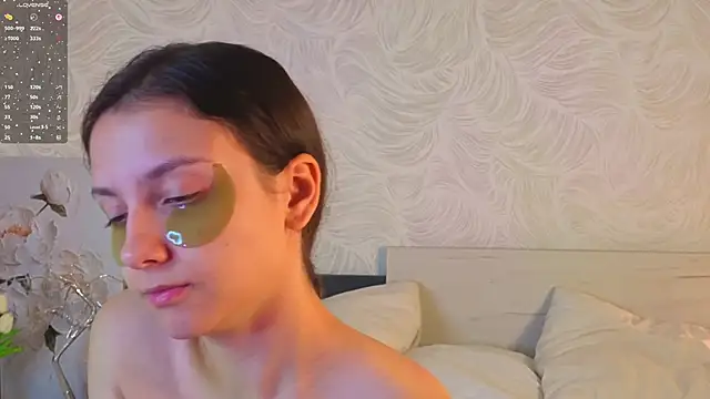 Snapshot of GiseleLamos chatting on 09.21.25 GiseleLamos online show from 09.21.25