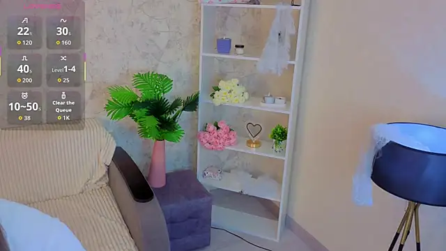 Snapshot of GiseleLamos chatting on 11.18.25 GiseleLamos online show from 11.18.25