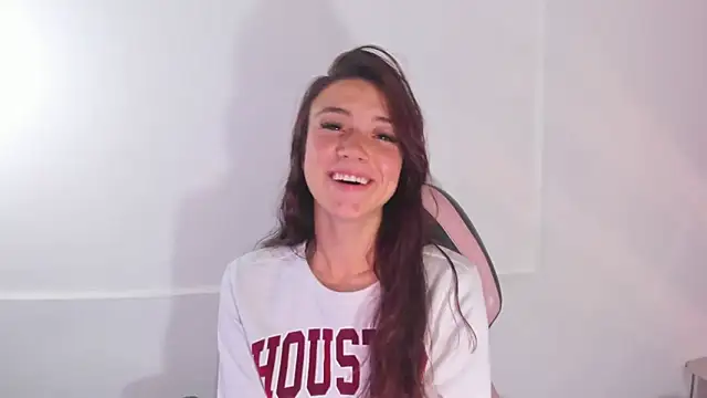 Snapshot of Amy_Kobold3 chatting on 11.15.25 Amy Kobold3 online show from 11.15.25