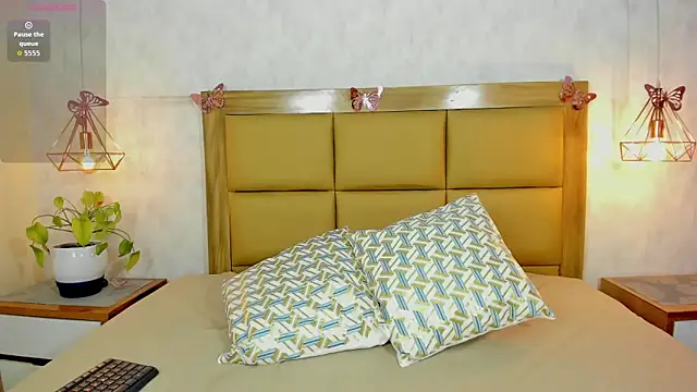 MELISSAROUGE online show from 09.11.25