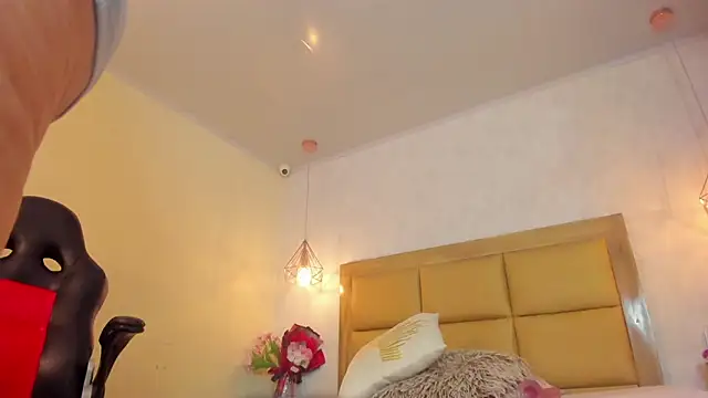 MELISSAROUGE online show from 04.22.26