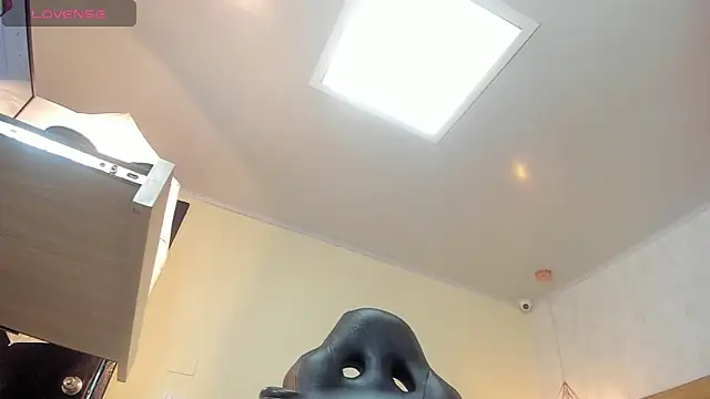 MELISSAROUGE online show from 05.06.26