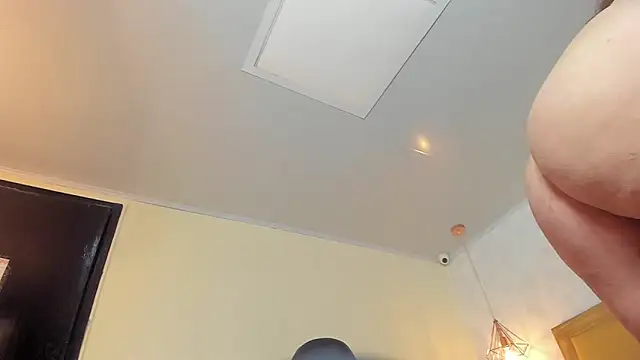 MELISSAROUGE online show from 05.12.26