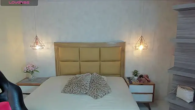 MELISSAROUGE online show from 06.23.26