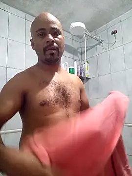 reisloko online show from 10.14.25