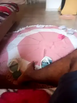 reisloko online show from 10.18.25