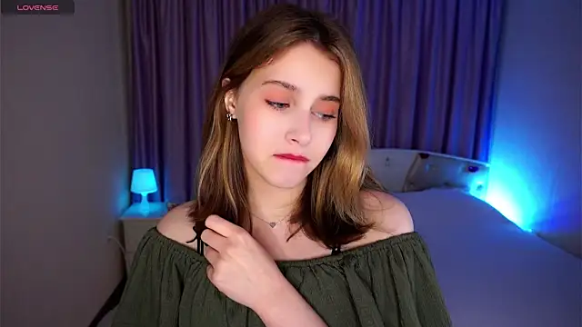 NylaNadler online show from 11.01.25