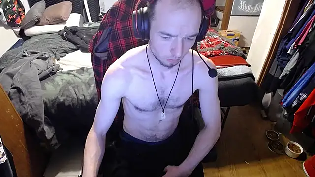 Snapshot of womenhateme69 chatting on 10.10.25 womenhateme69 online show from 10.10.25