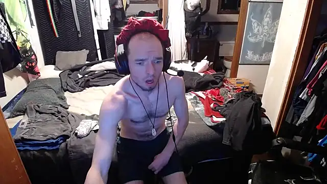 Snapshot of womenhateme69 chatting on 10.12.25 womenhateme69 online show from 10.12.25