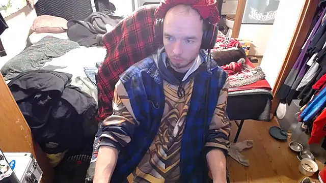 Snapshot of womenhateme69 chatting on 10.20.25 womenhateme69 online show from 10.20.25