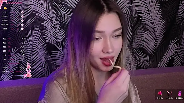 Yuki Star online show from 09.13.25